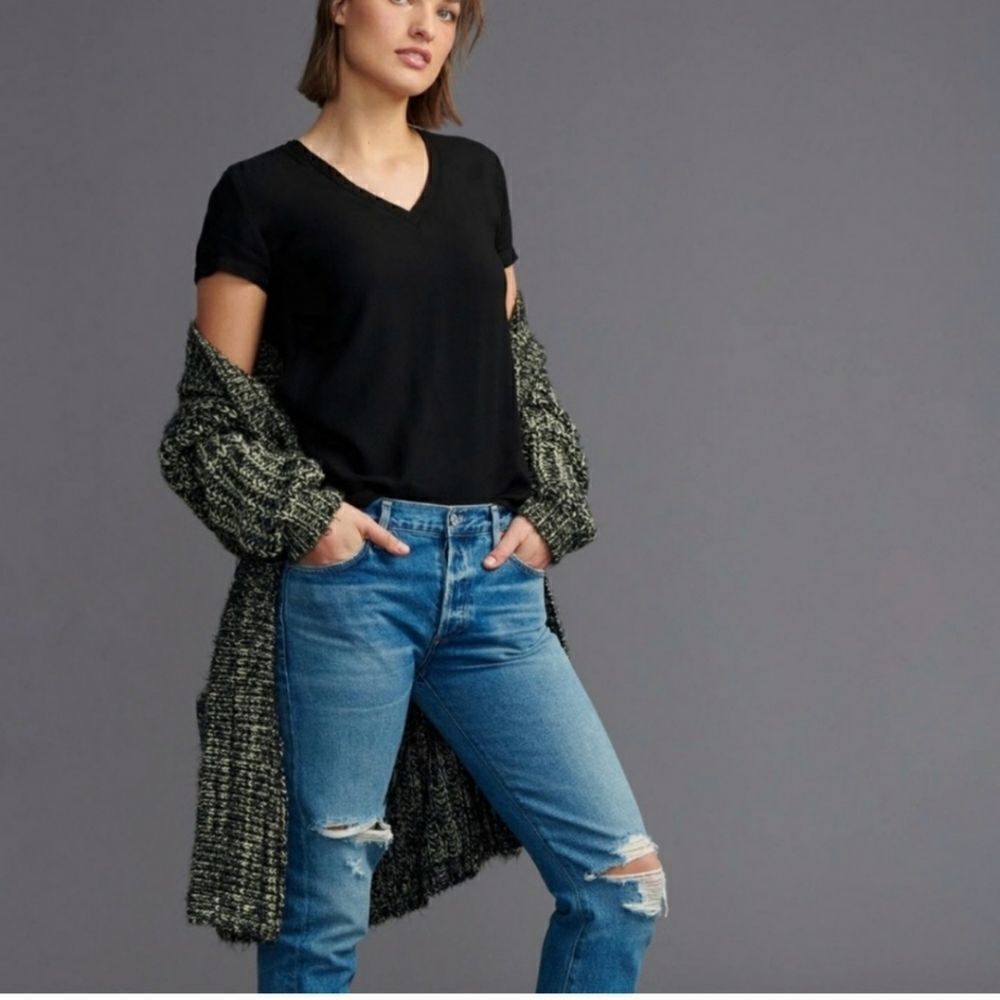 Cloth & Stone V-neck T-shirt Sz XS
